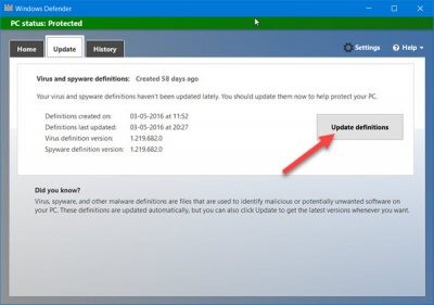 Windows Defender update definitions with red arrow pointing to update button
